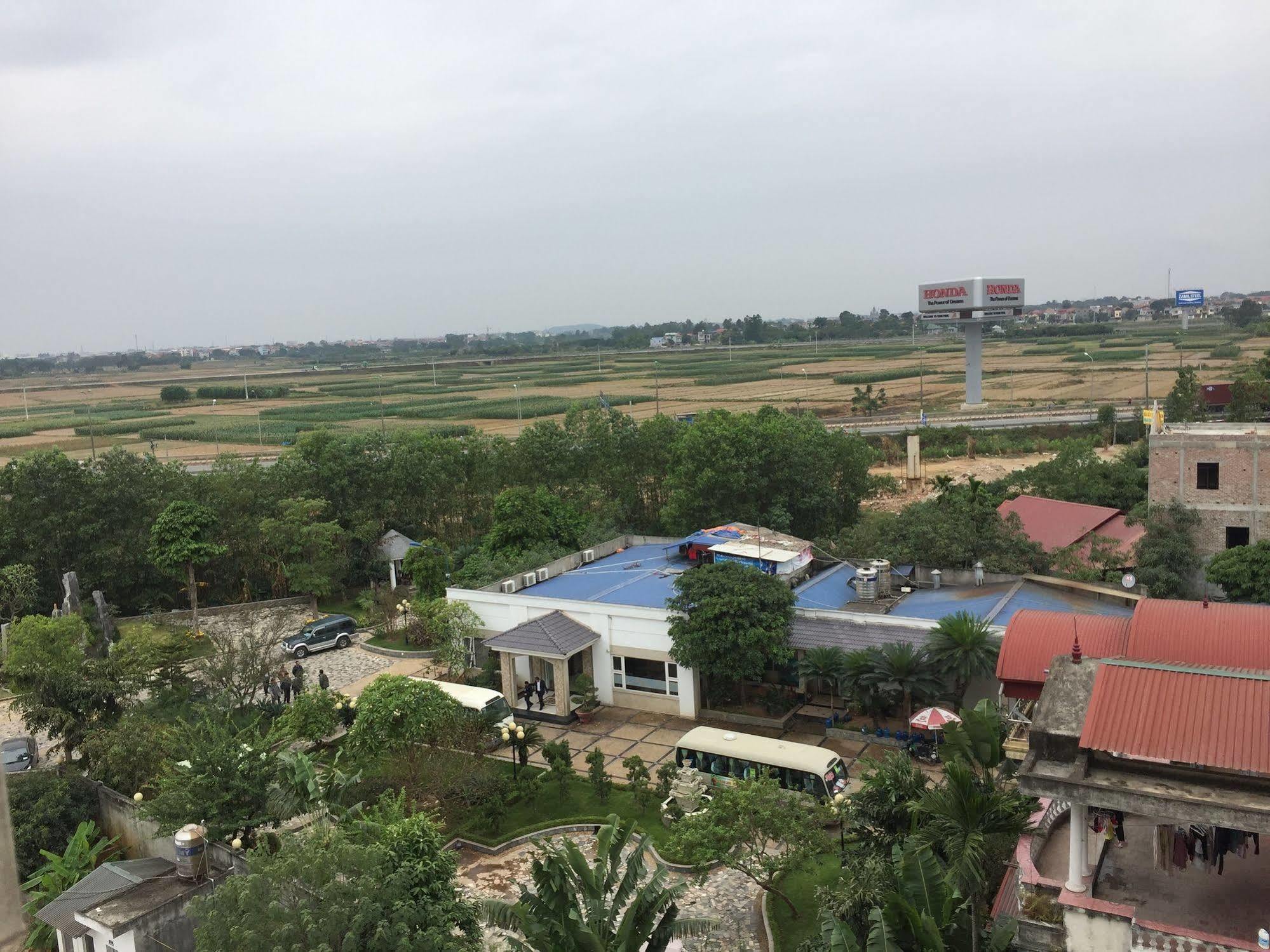 Chio Hotel Noi Bai Luaran gambar